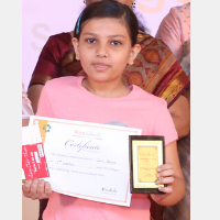 Zain Haseeb Lil Bloggers Winner | Children Book Author, 10 years old Lil Blooger Writer 